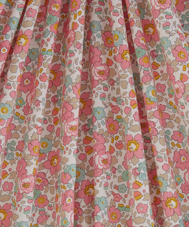 Liberty of London Tana Lawn - Betsy Q