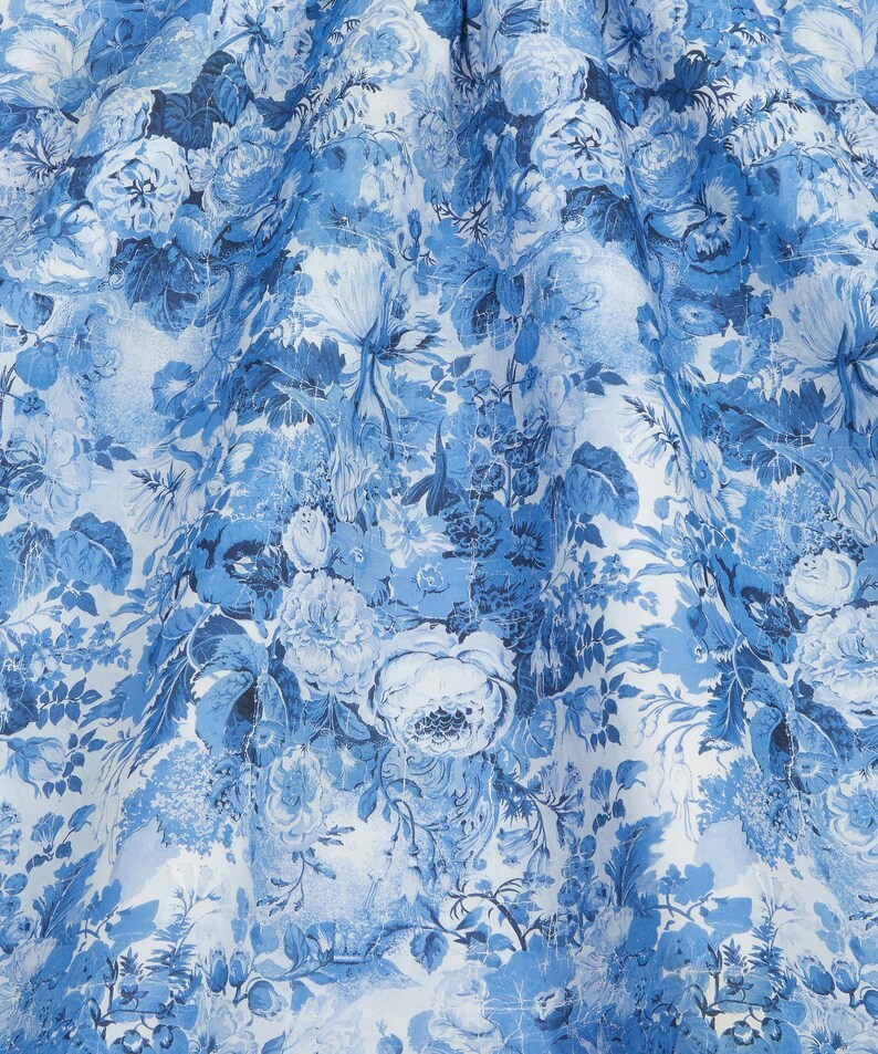 Liberty of London Tana Lawn - Parchment Petal Blue