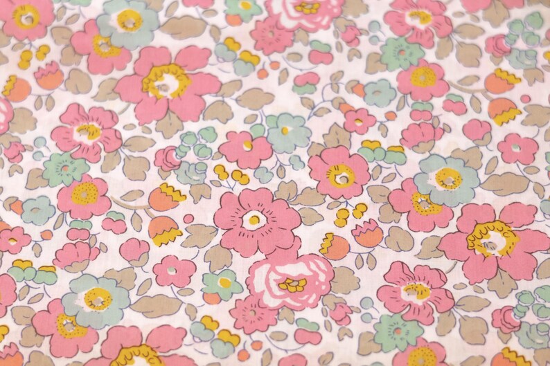 Liberty of London Tana Lawn - Betsy Q