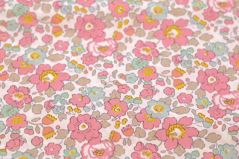 Liberty of London Tana Lawn - Betsy Q